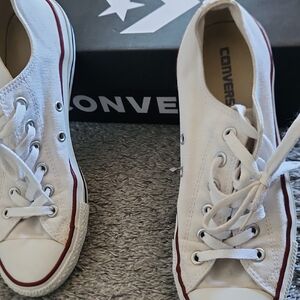 Converse Classic White Sneakers with Red Accents Womens9 Mens 7